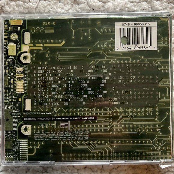 NWT Vitro Distort CD - Picture 2 of 2